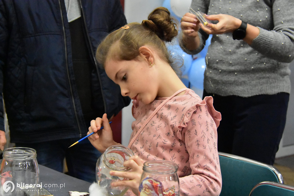 Lampiony, choinka i św. Mikołaj. Świąteczne warsztaty we Frampolu