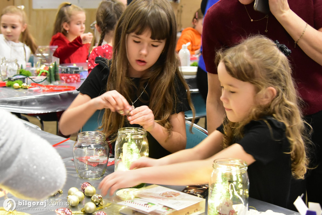 Lampiony, choinka i św. Mikołaj. Świąteczne warsztaty we Frampolu