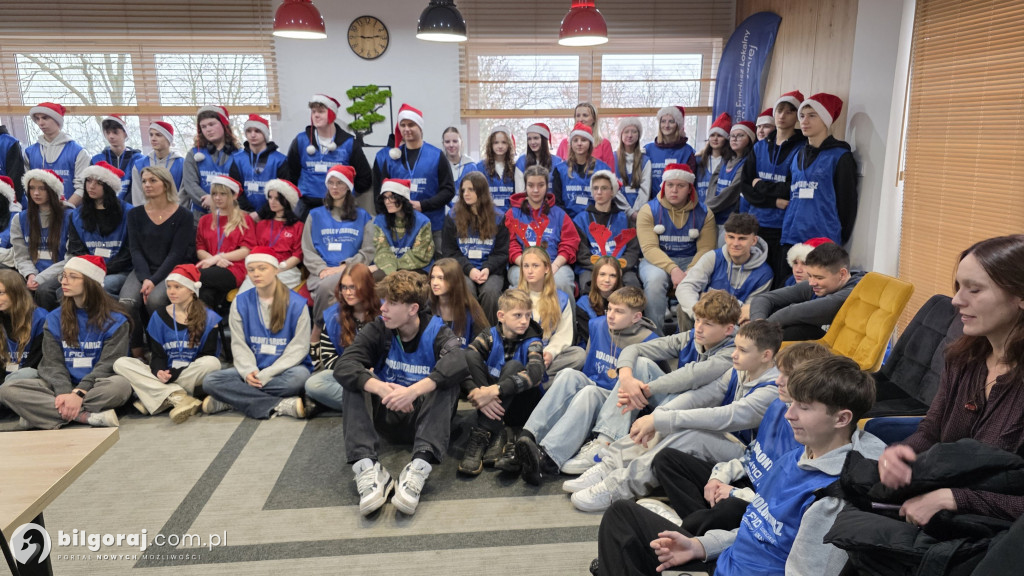 Uczniowie zbierają na stypendia dla rówieśników