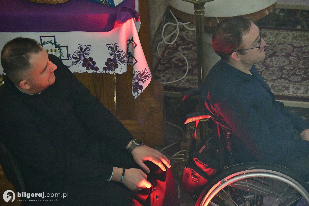 Adwentowe ognisko wiary: Młodzież zwołana do Biłgoraja