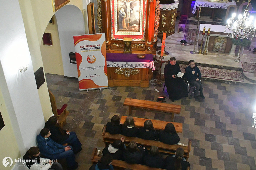 Adwentowe ognisko wiary: Młodzież zwołana do Biłgoraja