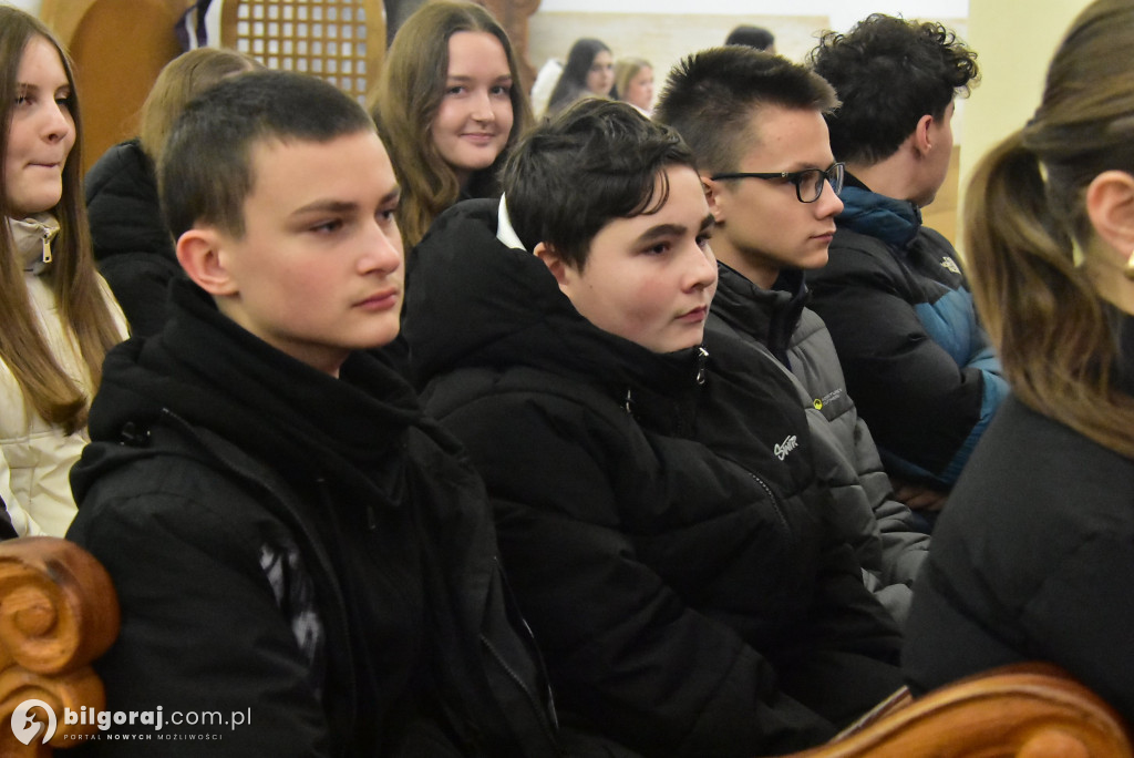 Adwentowe ognisko wiary: Młodzież zwołana do Biłgoraja