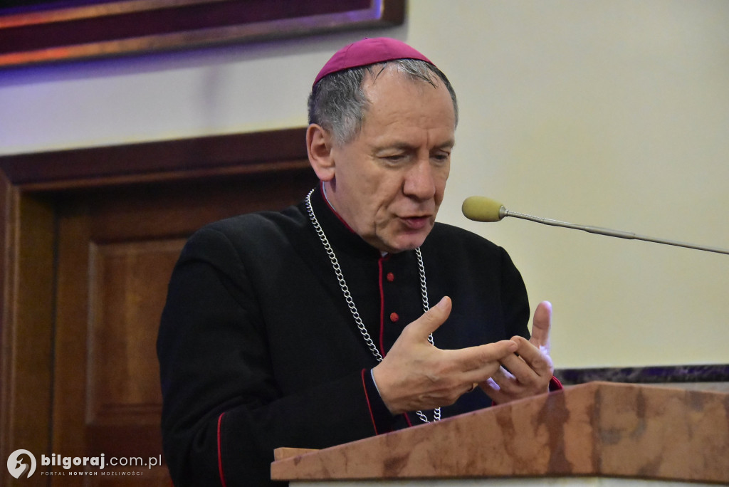 Adwentowe ognisko wiary: Młodzież zwołana do Biłgoraja