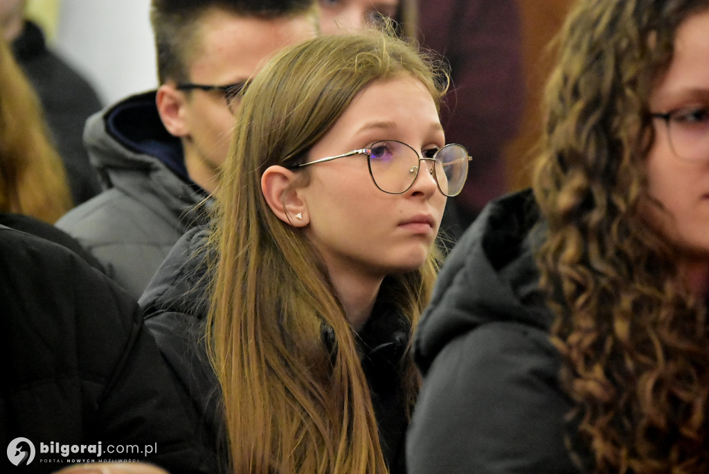 Adwentowe ognisko wiary: Młodzież zwołana do Biłgoraja
