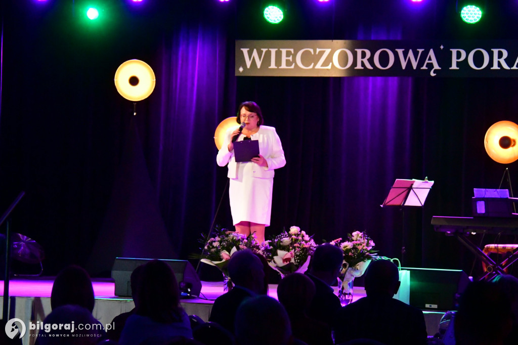 Księżpol pod niebem Paryża. Francuska piosenka królowała w GOK-u