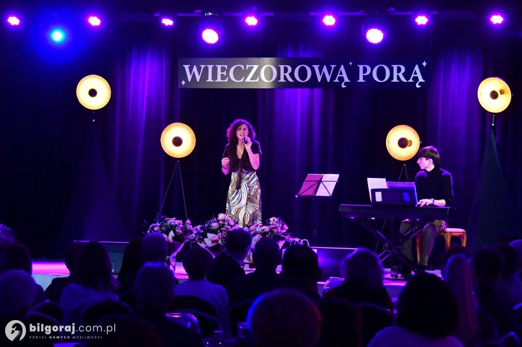 Księżpol pod niebem Paryża. Francuska piosenka królowała w GOK-u