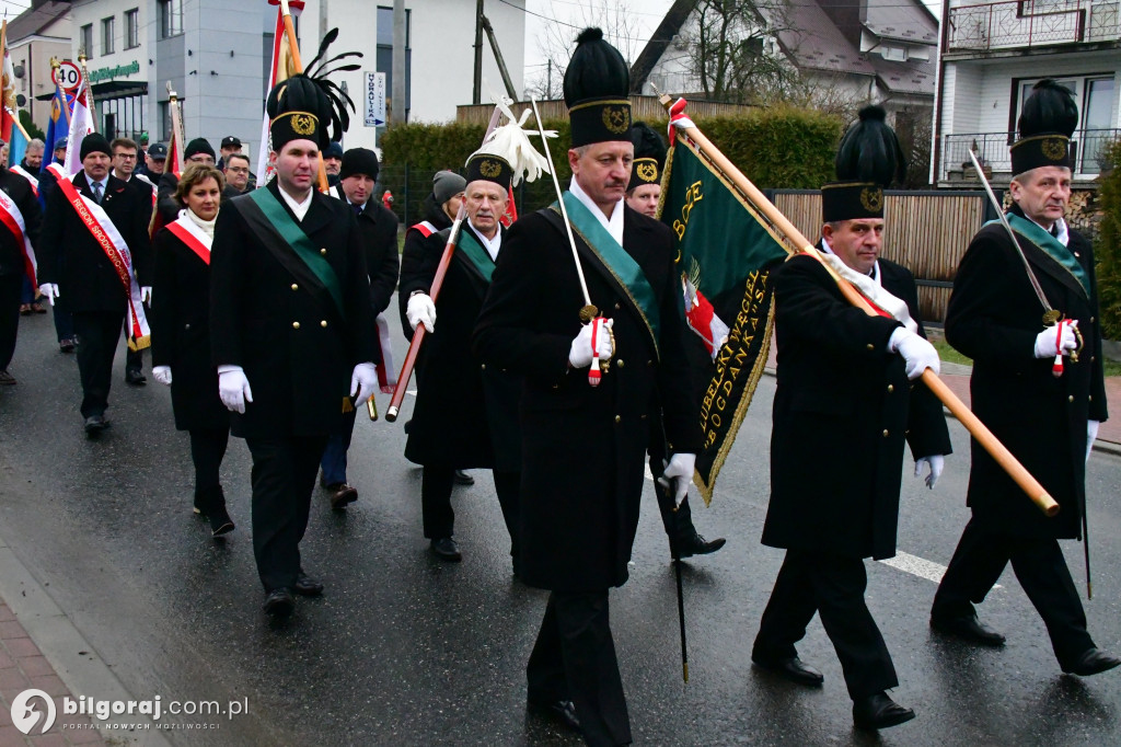 Hymn górniczy nad mogiłą: Tarnogród pamięta o grudniu 1981 roku