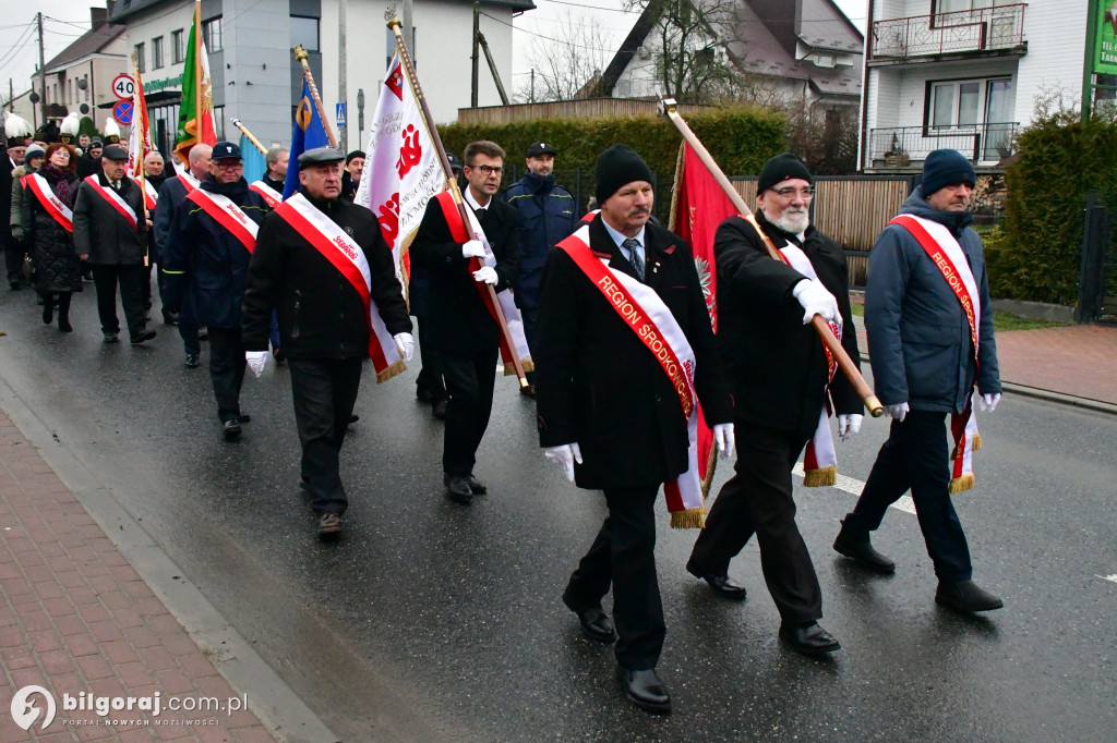 Hymn górniczy nad mogiłą: Tarnogród pamięta o grudniu 1981 roku