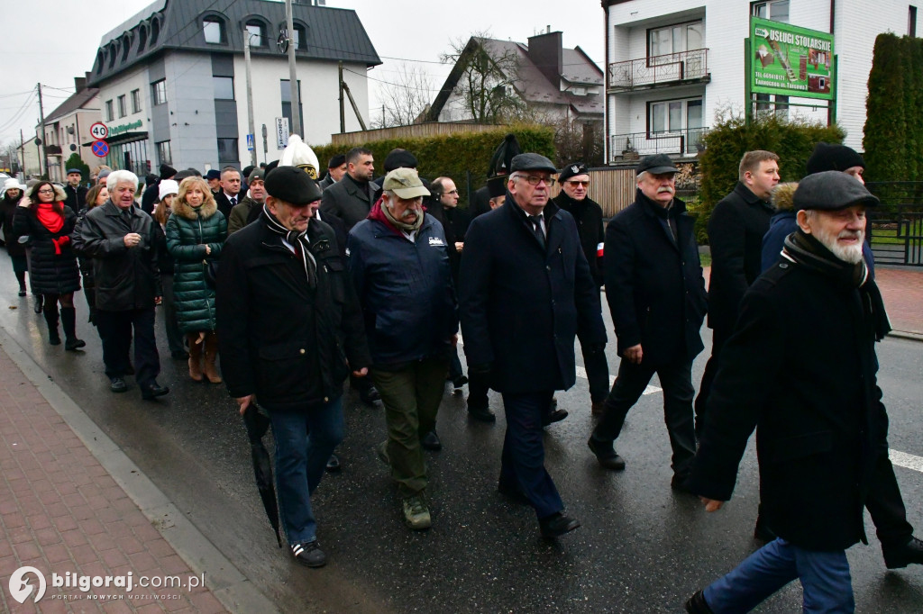 Hymn górniczy nad mogiłą: Tarnogród pamięta o grudniu 1981 roku