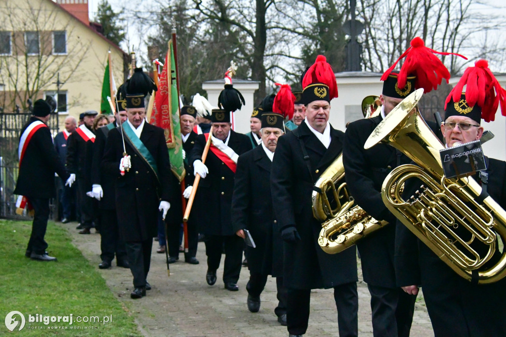 Hymn górniczy nad mogiłą: Tarnogród pamięta o grudniu 1981 roku