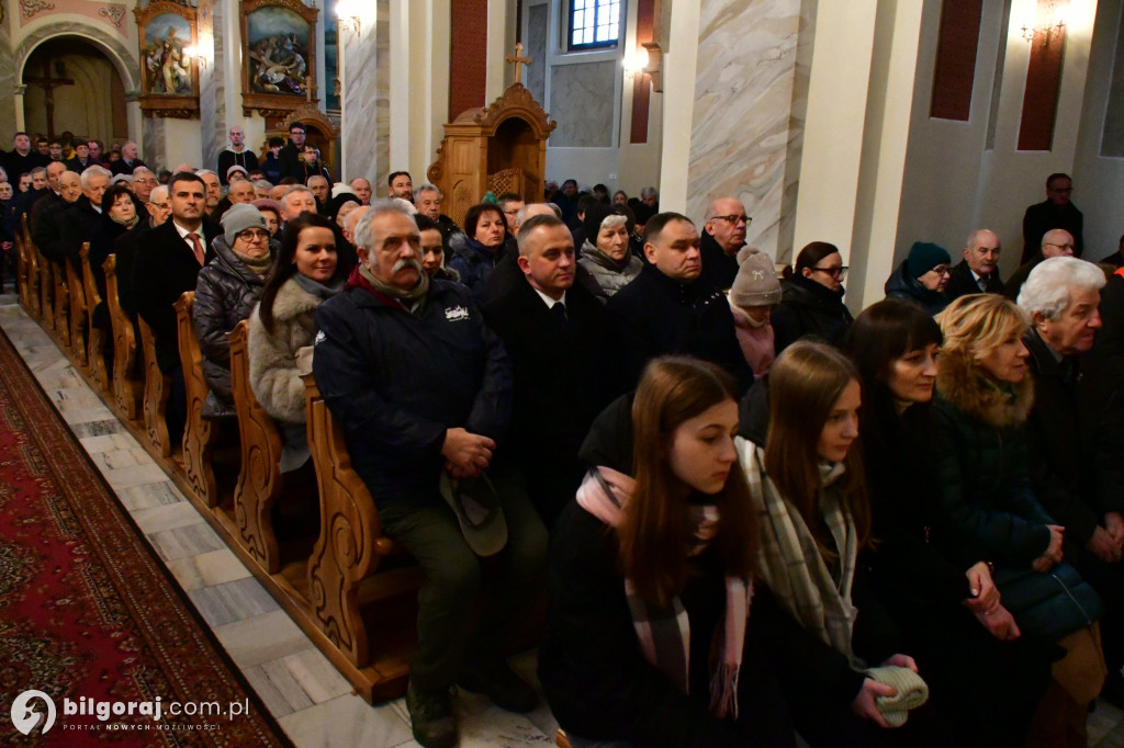 Hymn górniczy nad mogiłą: Tarnogród pamięta o grudniu 1981 roku