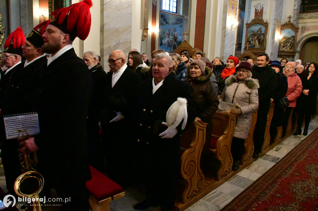 Hymn górniczy nad mogiłą: Tarnogród pamięta o grudniu 1981 roku