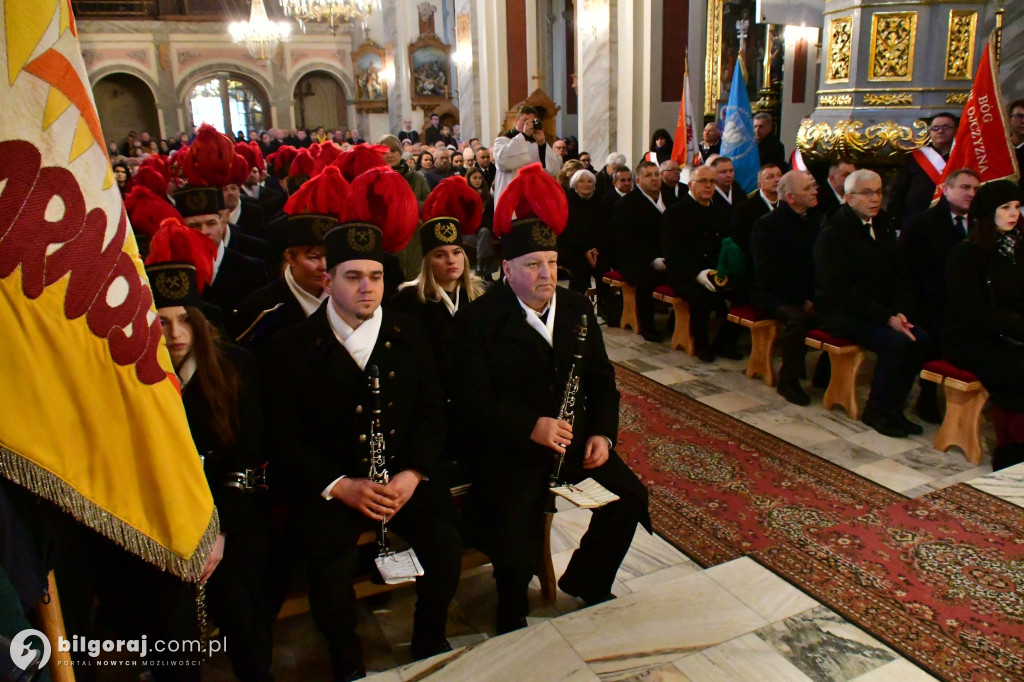 Hymn górniczy nad mogiłą: Tarnogród pamięta o grudniu 1981 roku