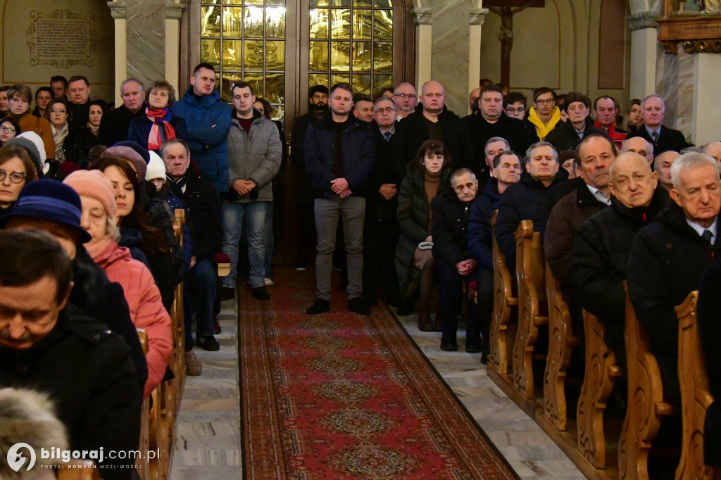 Hymn górniczy nad mogiłą: Tarnogród pamięta o grudniu 1981 roku