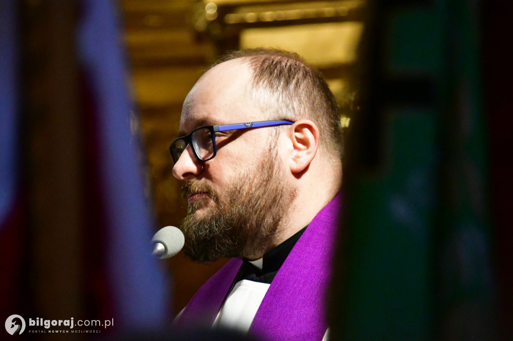 Hymn górniczy nad mogiłą: Tarnogród pamięta o grudniu 1981 roku