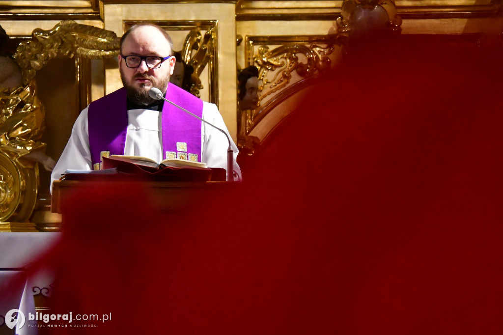 Hymn górniczy nad mogiłą: Tarnogród pamięta o grudniu 1981 roku