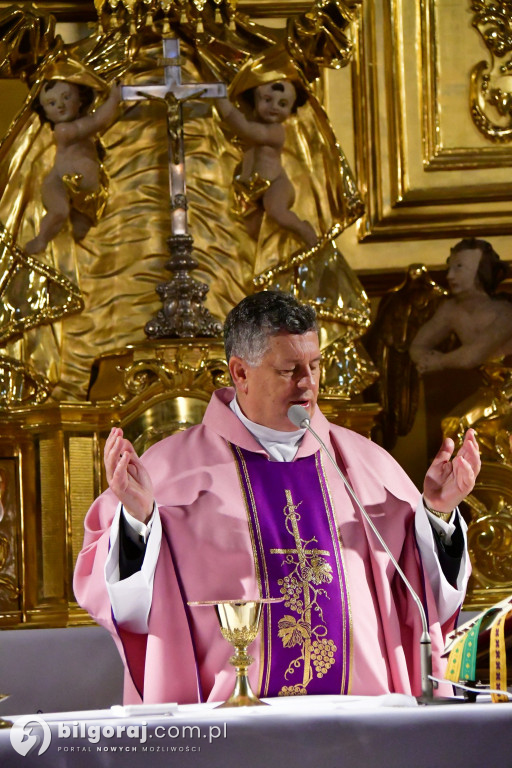 Hymn górniczy nad mogiłą: Tarnogród pamięta o grudniu 1981 roku