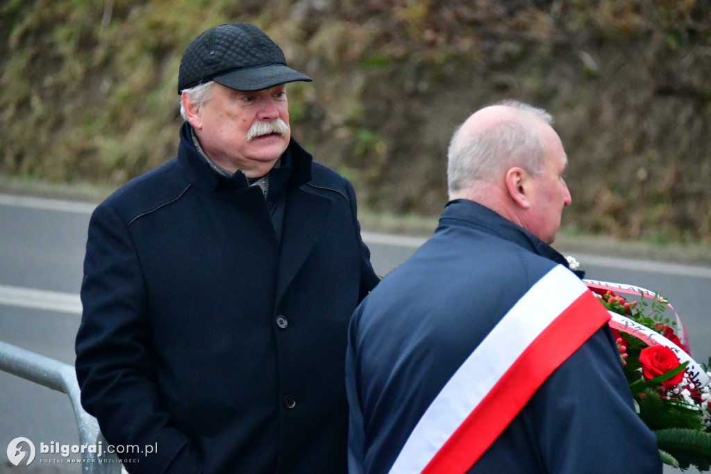 Hymn górniczy nad mogiłą: Tarnogród pamięta o grudniu 1981 roku