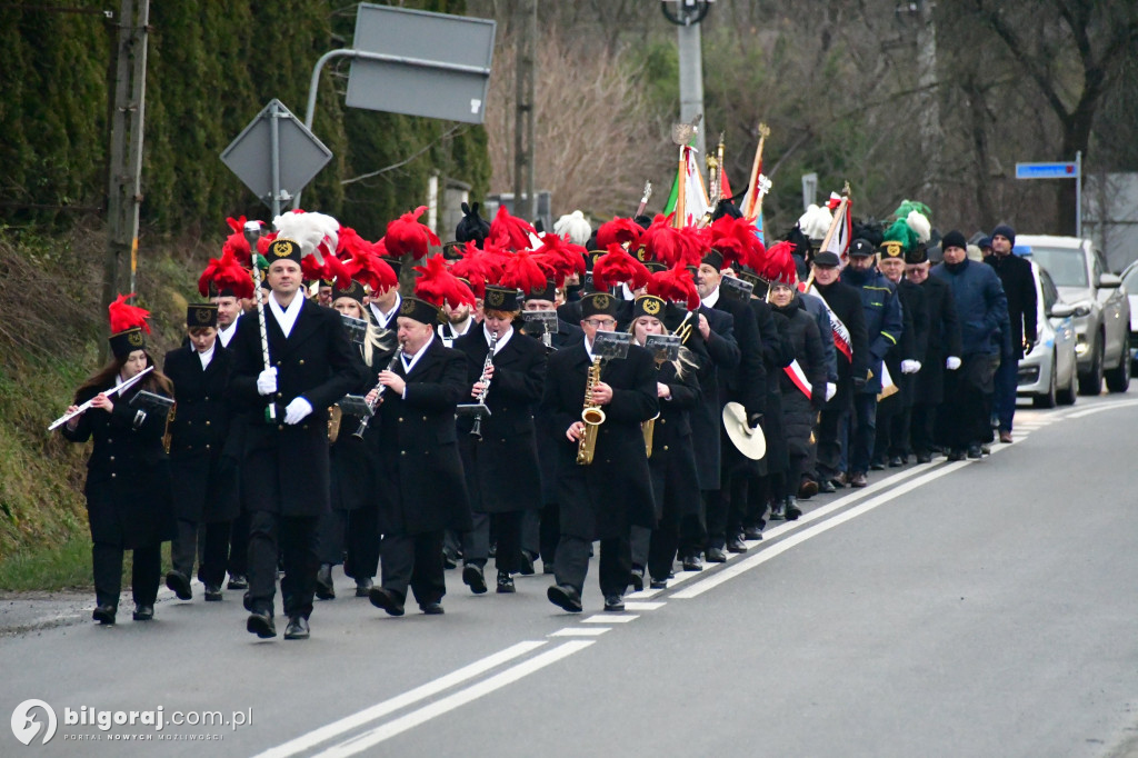 Hymn górniczy nad mogiłą: Tarnogród pamięta o grudniu 1981 roku