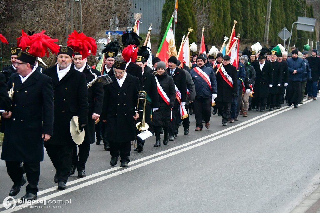 Hymn górniczy nad mogiłą: Tarnogród pamięta o grudniu 1981 roku