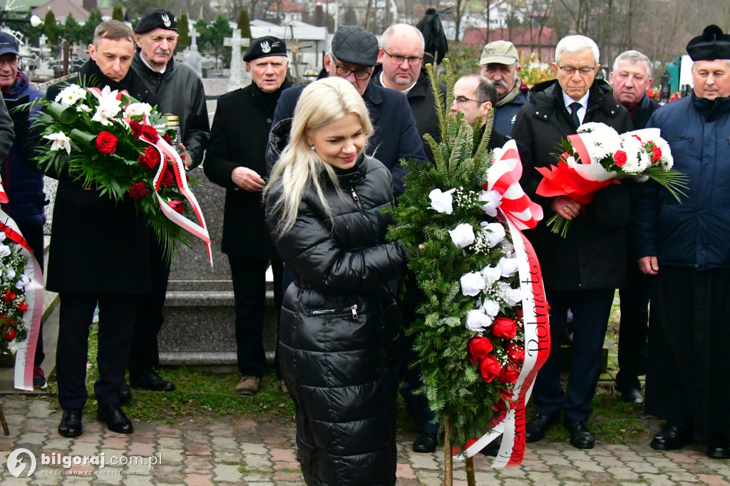 Hymn górniczy nad mogiłą: Tarnogród pamięta o grudniu 1981 roku