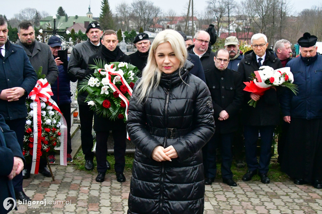 Hymn górniczy nad mogiłą: Tarnogród pamięta o grudniu 1981 roku