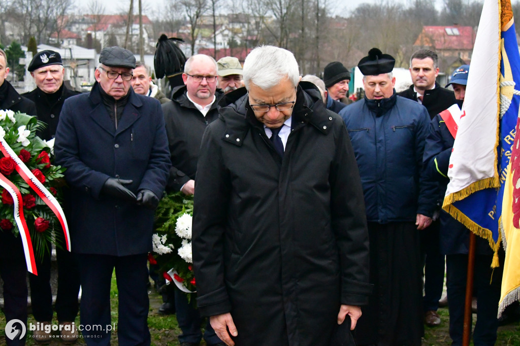 Hymn górniczy nad mogiłą: Tarnogród pamięta o grudniu 1981 roku