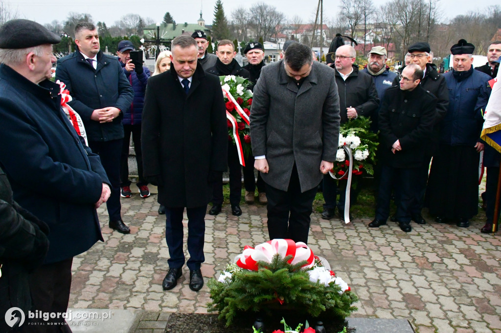 Hymn górniczy nad mogiłą: Tarnogród pamięta o grudniu 1981 roku