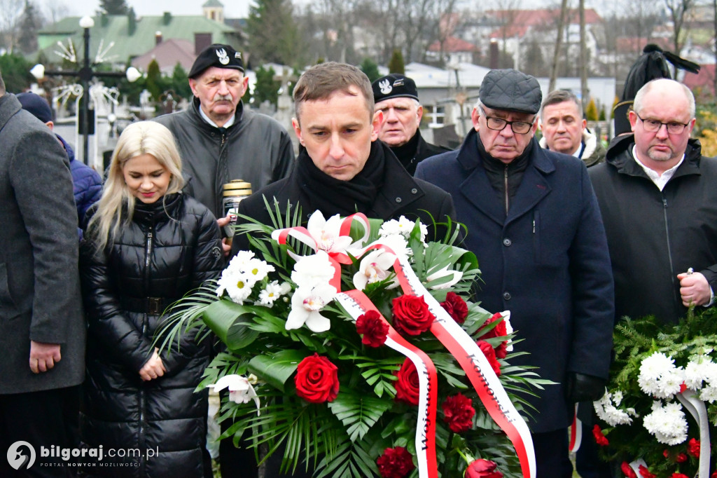 Hymn górniczy nad mogiłą: Tarnogród pamięta o grudniu 1981 roku