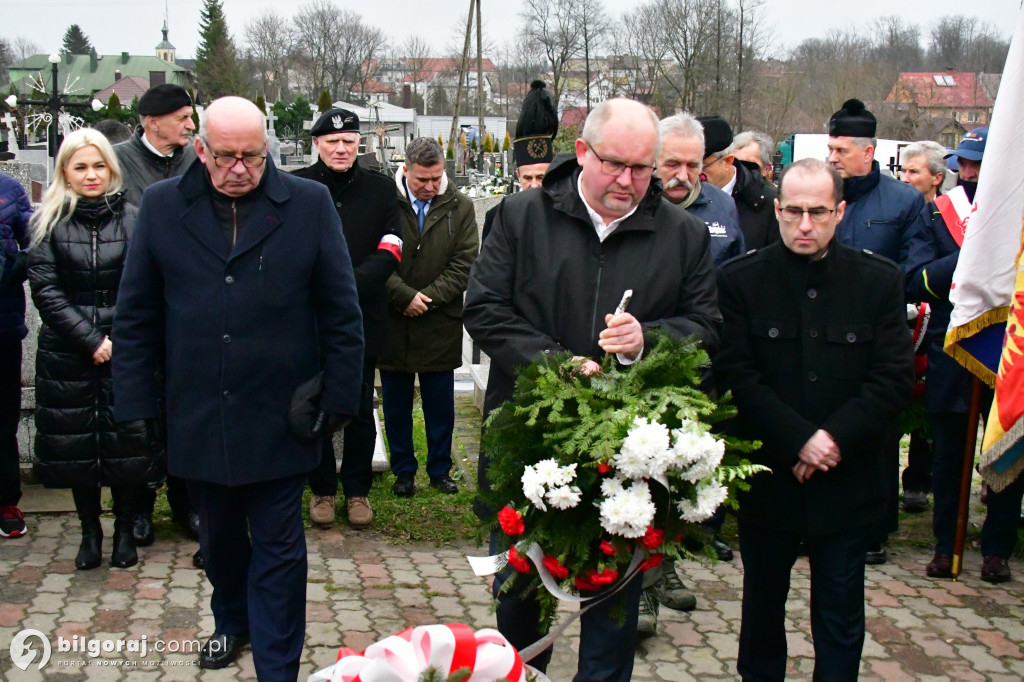 Hymn górniczy nad mogiłą: Tarnogród pamięta o grudniu 1981 roku