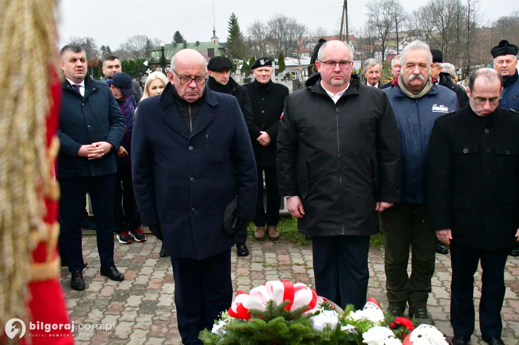 Hymn górniczy nad mogiłą: Tarnogród pamięta o grudniu 1981 roku