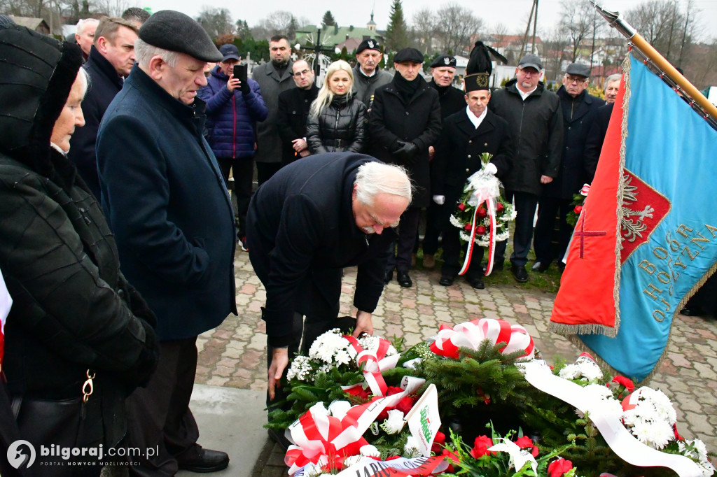Hymn górniczy nad mogiłą: Tarnogród pamięta o grudniu 1981 roku