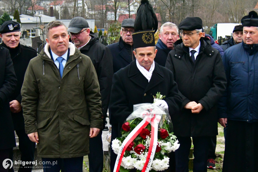 Hymn górniczy nad mogiłą: Tarnogród pamięta o grudniu 1981 roku