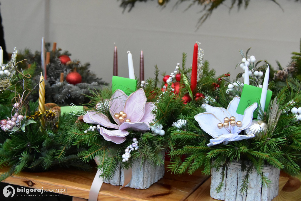 Świąteczna wieczorynka w Księżpolu: Integracja i Kolędowanie z KGW Złote Nitki