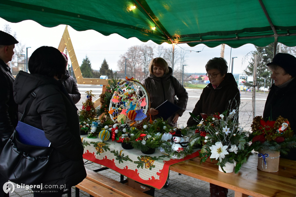 Świąteczna wieczorynka w Księżpolu: Integracja i Kolędowanie z KGW Złote Nitki
