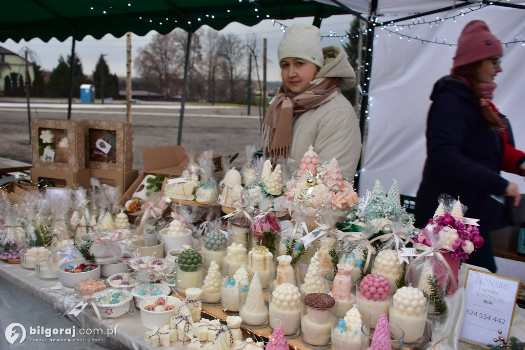 Świąteczna wieczorynka w Księżpolu: Integracja i Kolędowanie z KGW Złote Nitki