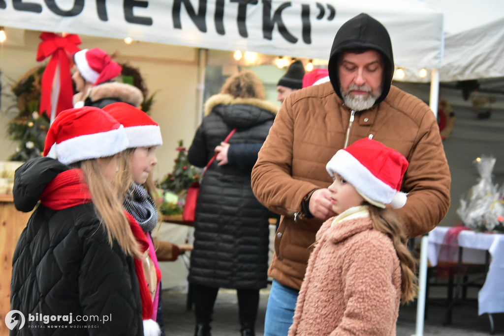 Świąteczna wieczorynka w Księżpolu: Integracja i Kolędowanie z KGW Złote Nitki