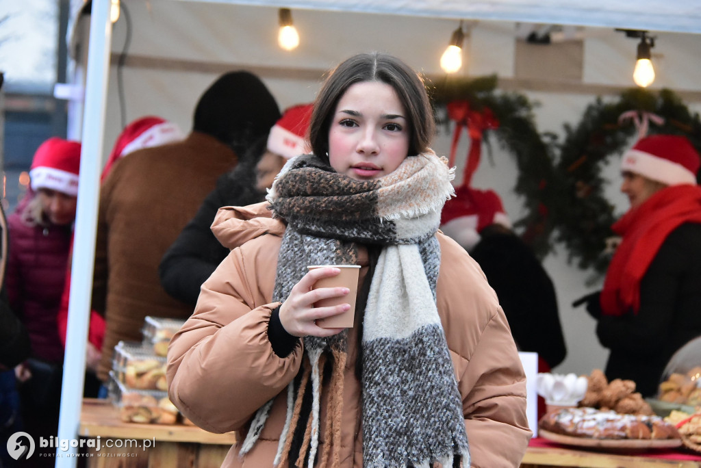 Świąteczna wieczorynka w Księżpolu: Integracja i Kolędowanie z KGW Złote Nitki