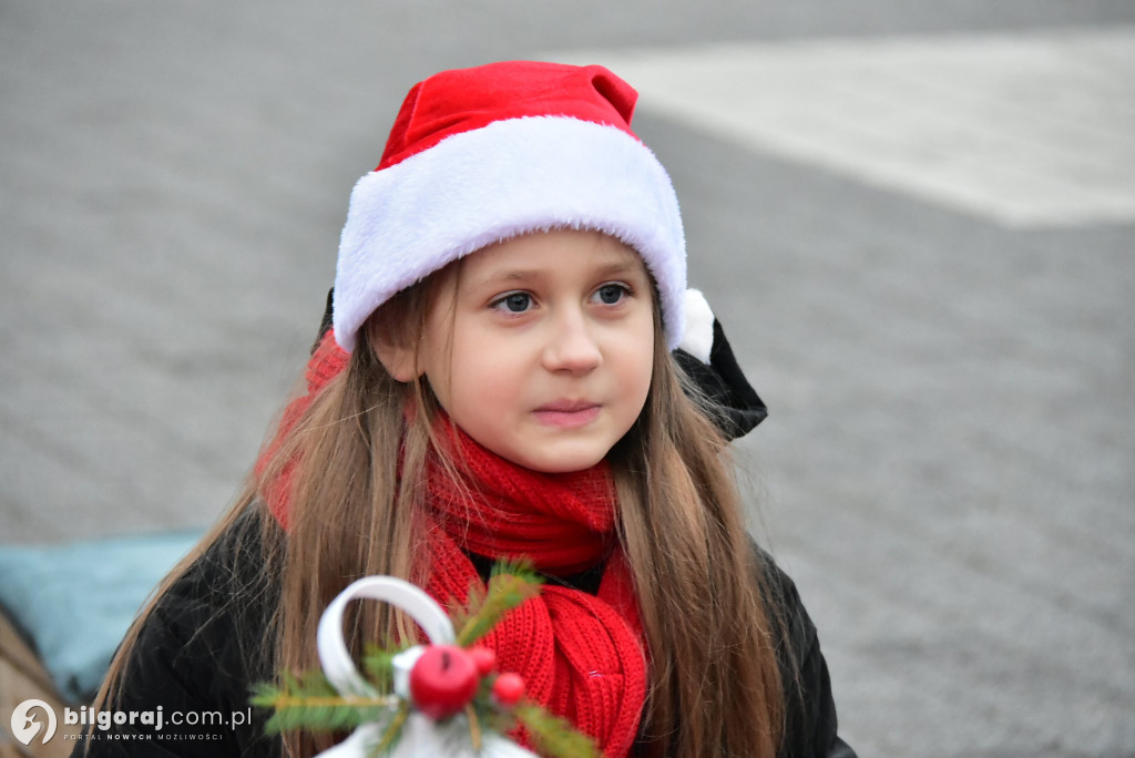 Świąteczna wieczorynka w Księżpolu: Integracja i Kolędowanie z KGW Złote Nitki