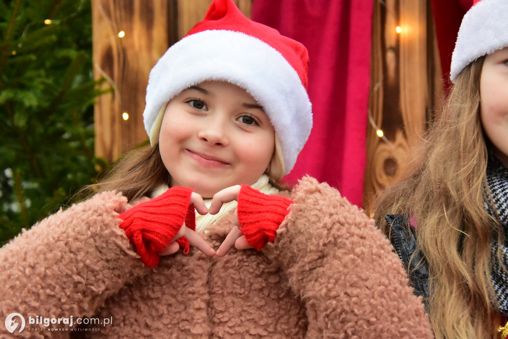 Świąteczna wieczorynka w Księżpolu: Integracja i Kolędowanie z KGW Złote Nitki