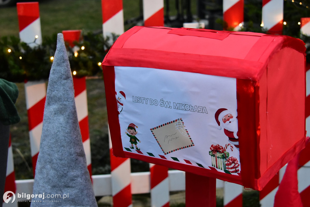 Świąteczna wieczorynka w Księżpolu: Integracja i Kolędowanie z KGW Złote Nitki