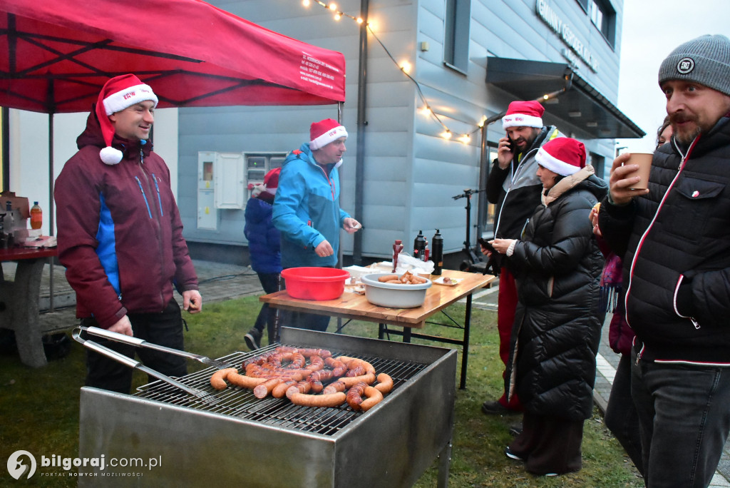 Świąteczna wieczorynka w Księżpolu: Integracja i Kolędowanie z KGW Złote Nitki