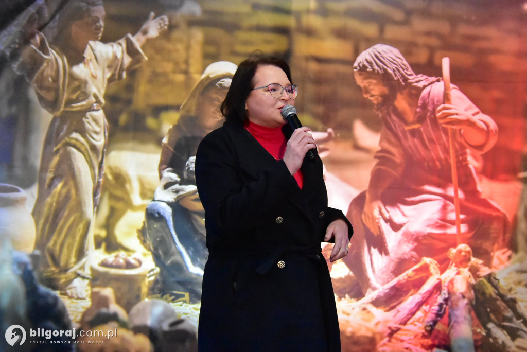 Świąteczna wieczorynka w Księżpolu: Integracja i Kolędowanie z KGW Złote Nitki
