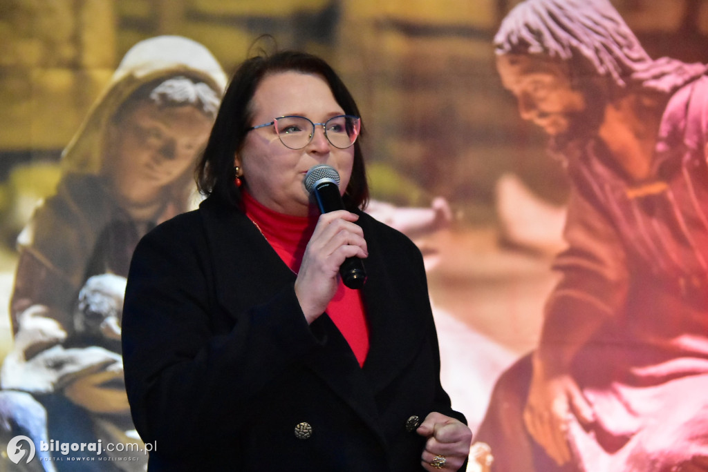 Świąteczna wieczorynka w Księżpolu: Integracja i Kolędowanie z KGW Złote Nitki