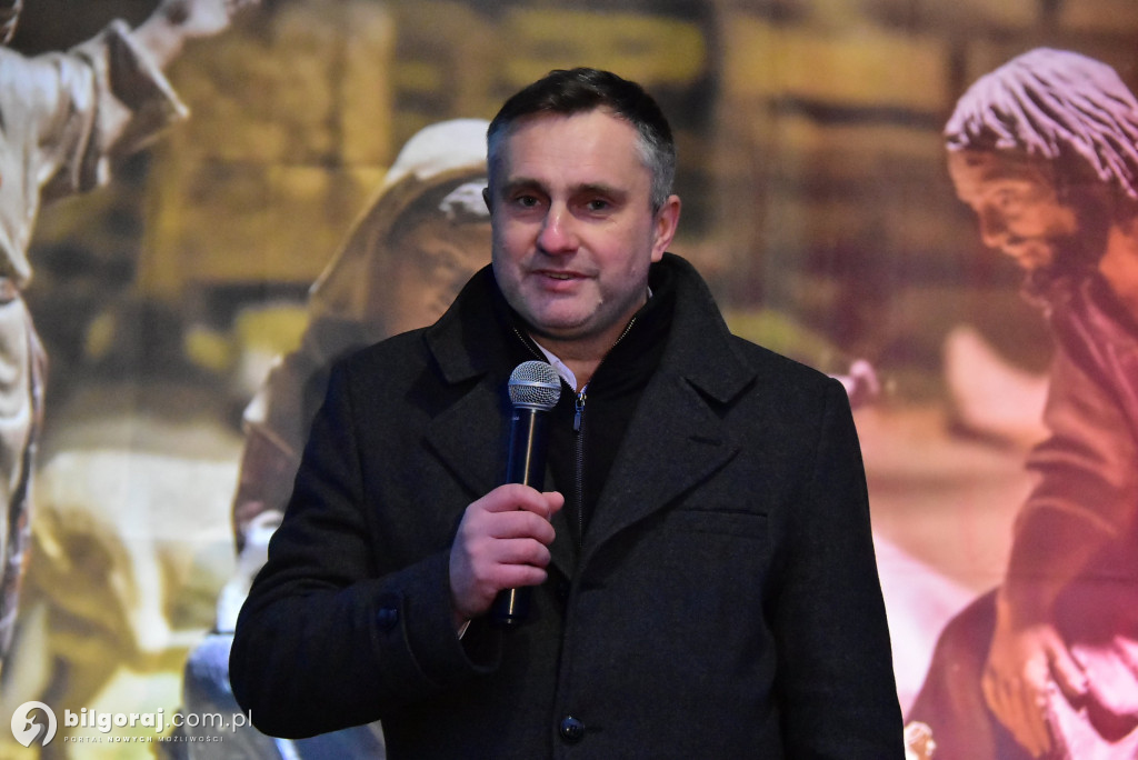 Świąteczna wieczorynka w Księżpolu: Integracja i Kolędowanie z KGW Złote Nitki