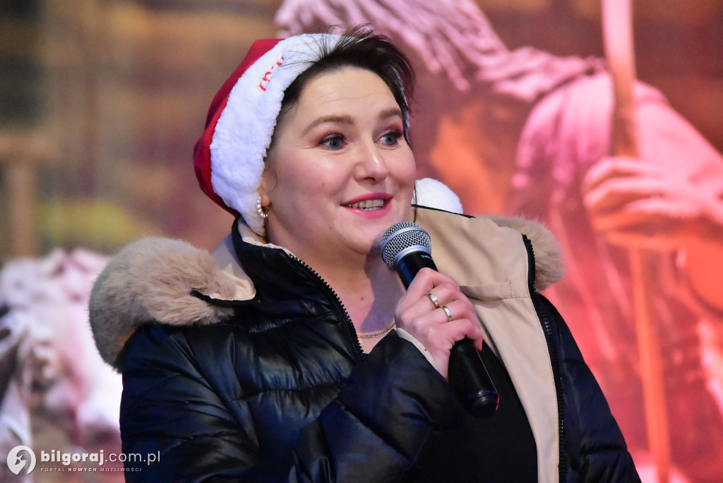 Świąteczna wieczorynka w Księżpolu: Integracja i Kolędowanie z KGW Złote Nitki