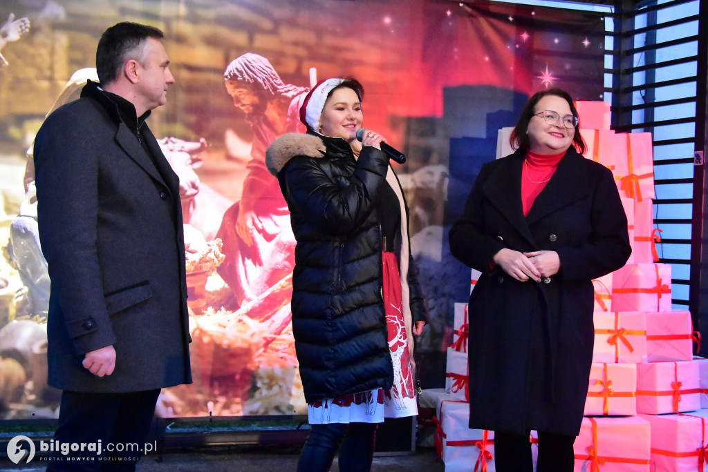 Świąteczna wieczorynka w Księżpolu: Integracja i Kolędowanie z KGW Złote Nitki