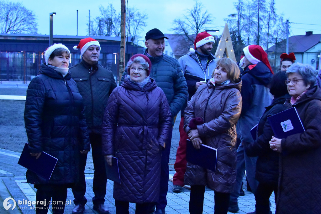 Świąteczna wieczorynka w Księżpolu: Integracja i Kolędowanie z KGW Złote Nitki