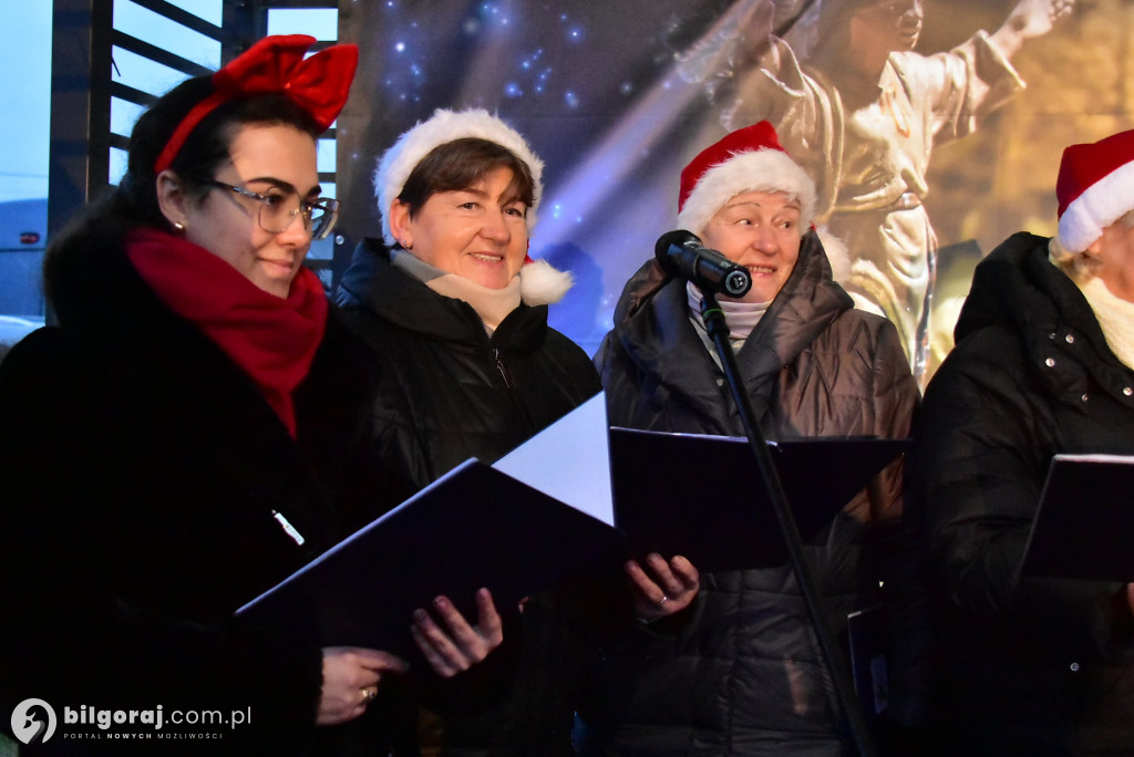 Świąteczna wieczorynka w Księżpolu: Integracja i Kolędowanie z KGW Złote Nitki