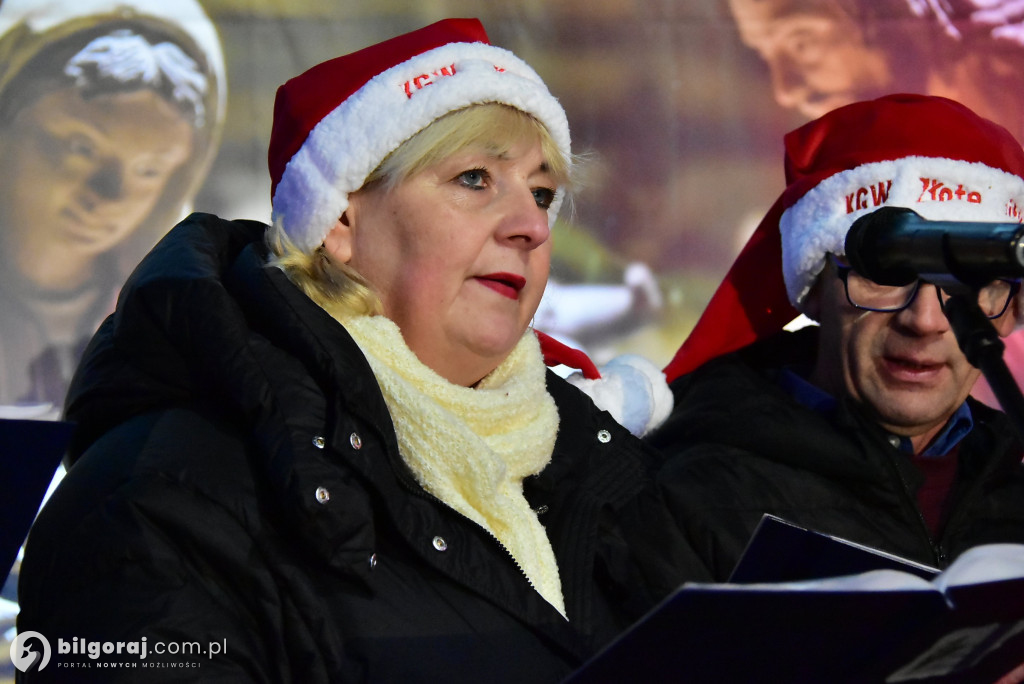 Świąteczna wieczorynka w Księżpolu: Integracja i Kolędowanie z KGW Złote Nitki